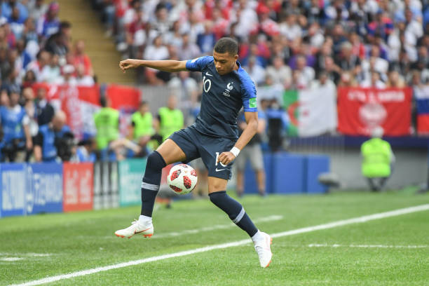 于签署合同 于签署合同