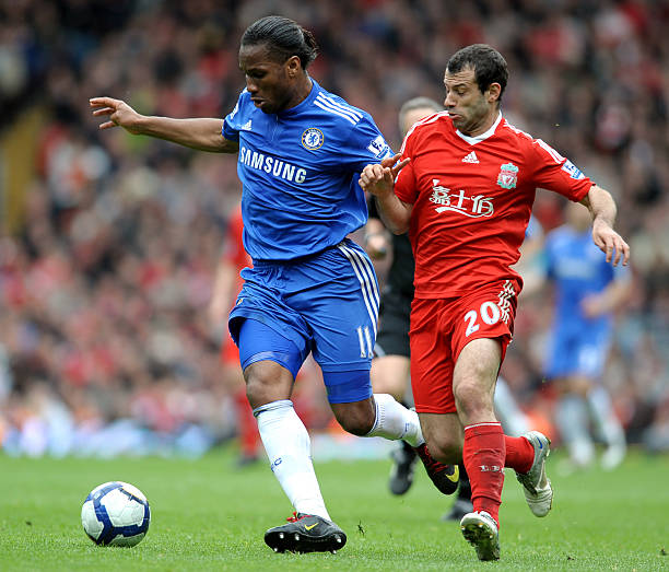 疑突显了俱 疑突显了俱