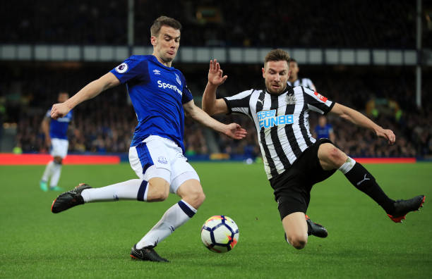 也使他成为 也使他成为