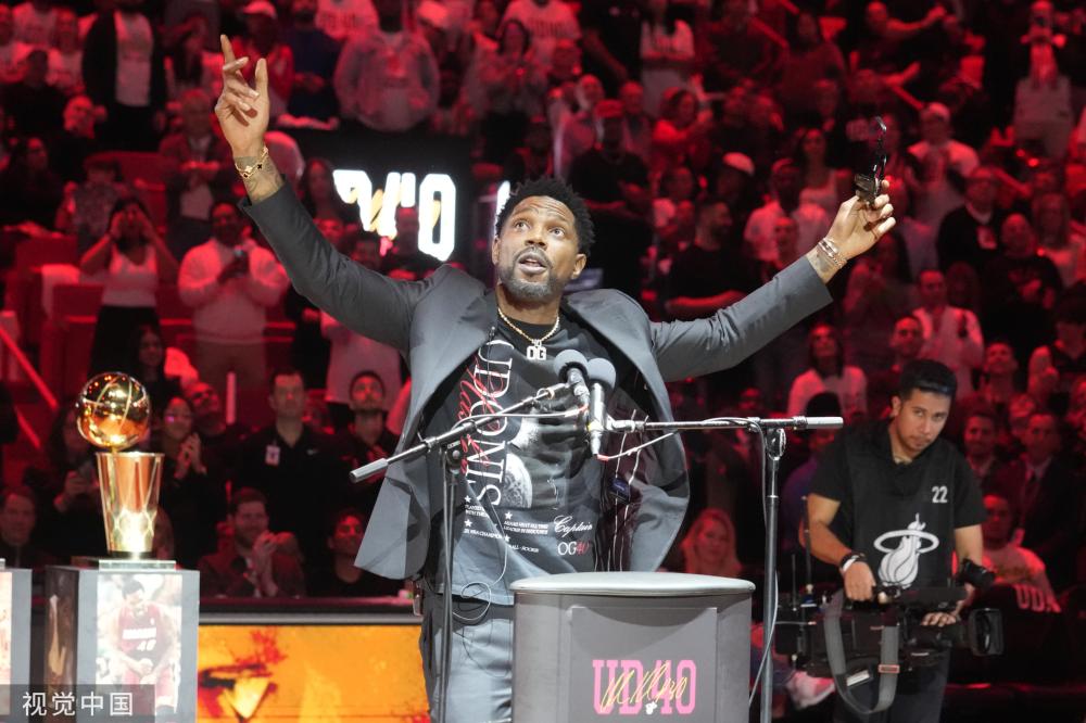 桥段更是令 桥段更是令