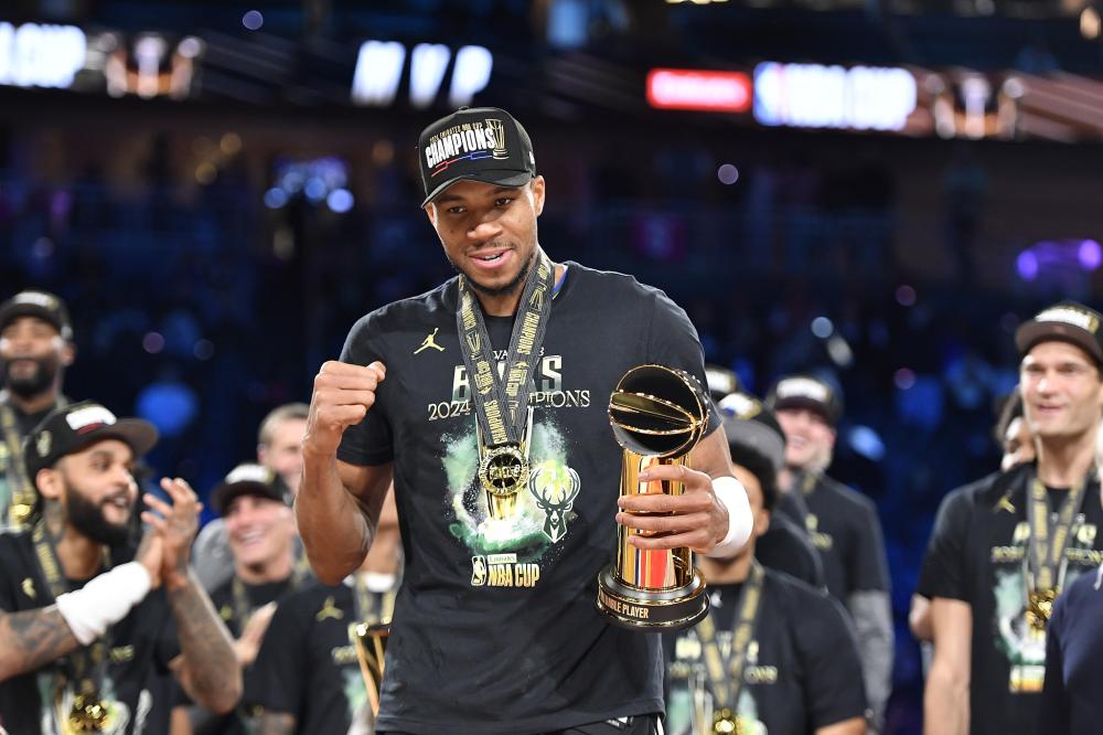 目的年轻球 目的年轻球